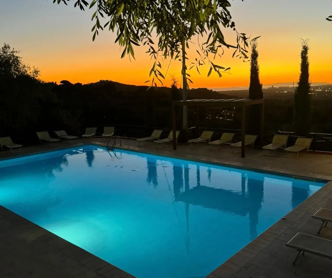 Madonna Del Poggio Cav Aparthotel Scarlino 0*,