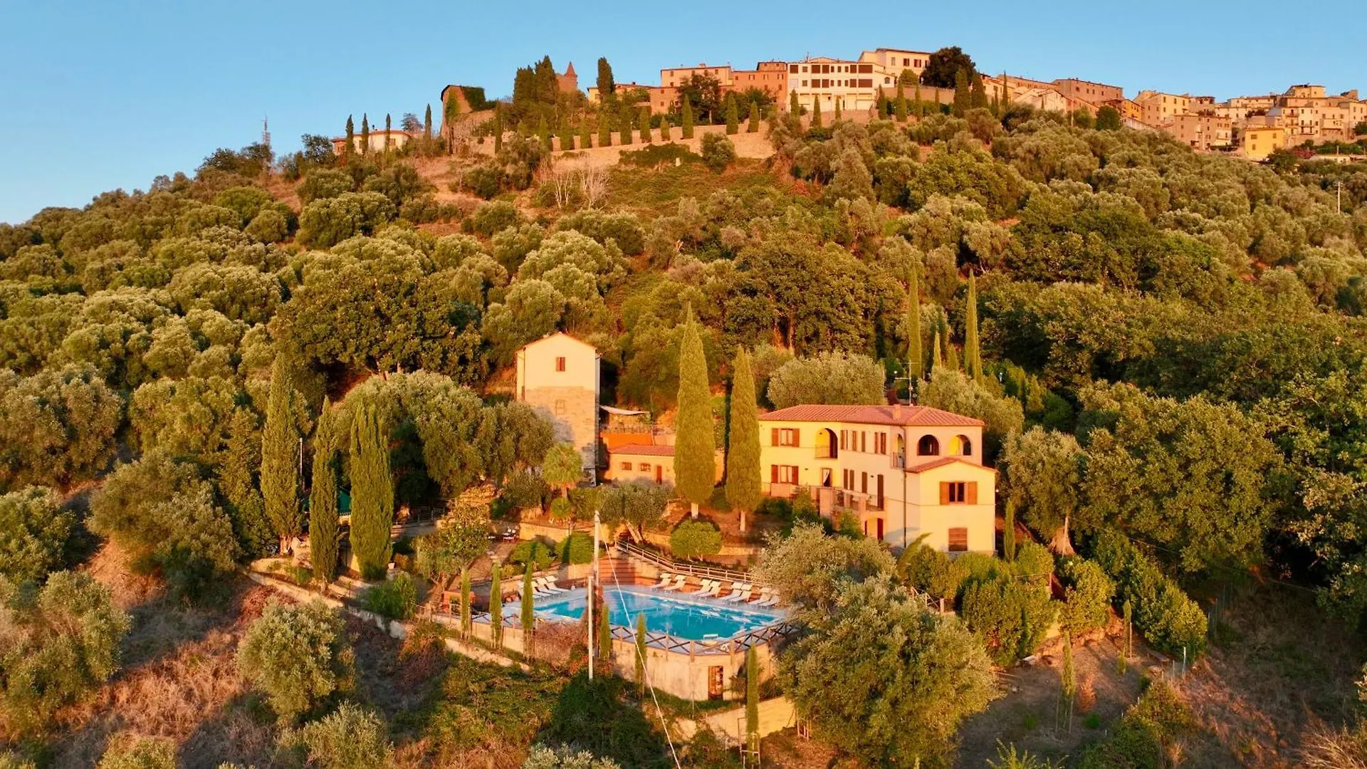 Madonna Del Poggio Cav Apart otel Scarlino İtalya
